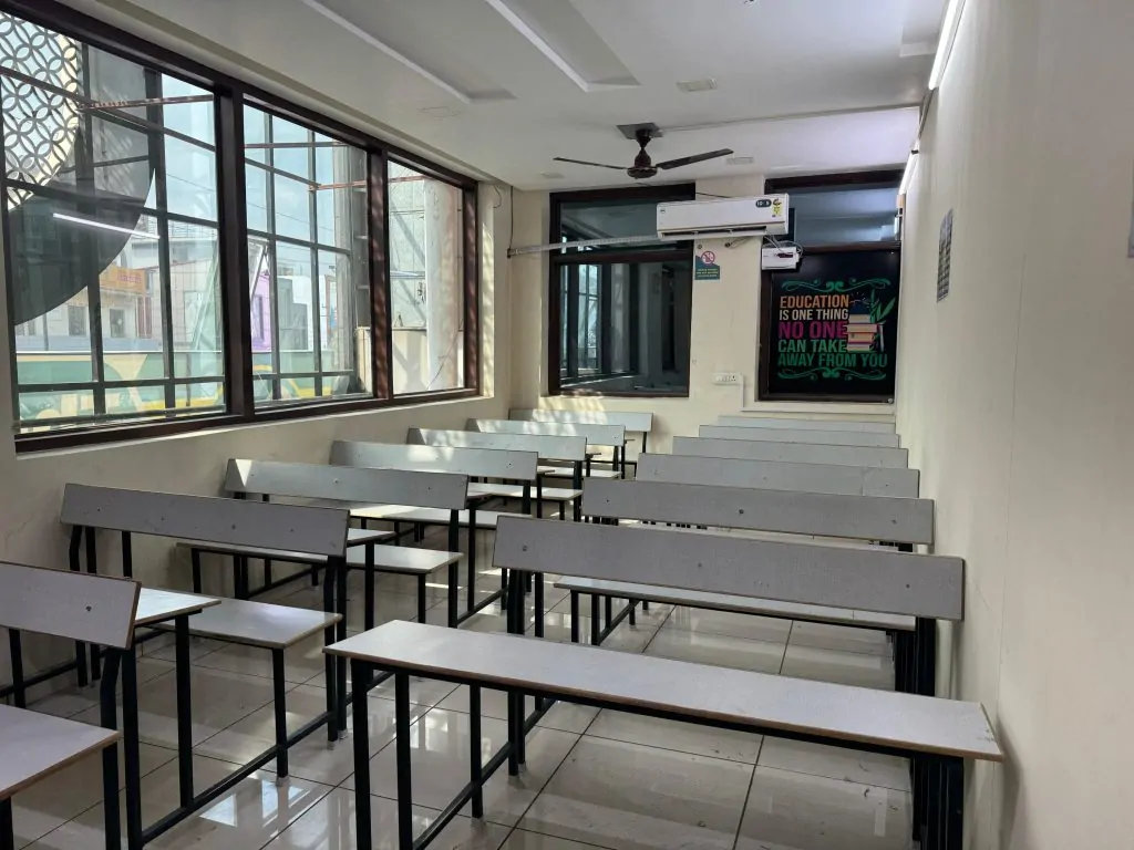 The Infinity First Class Room Front View